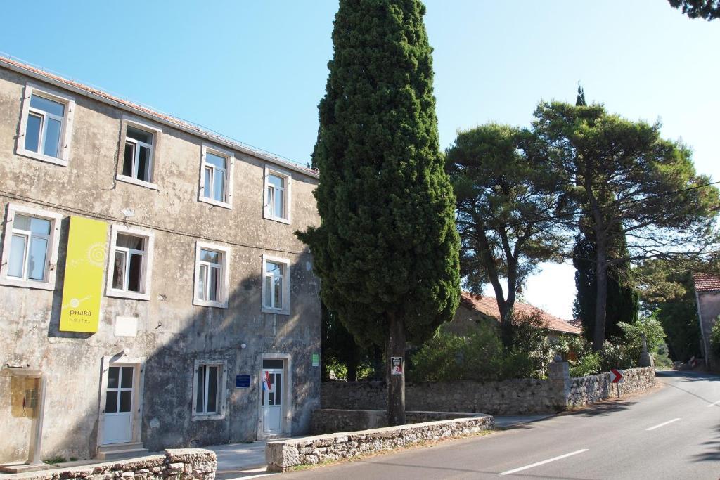 Phara Hostel Gdinj 外观 照片